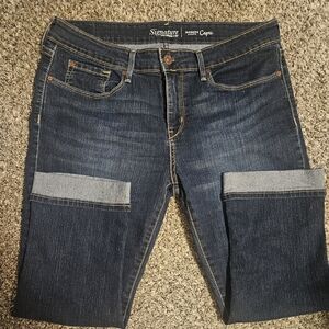 Levi Capri's